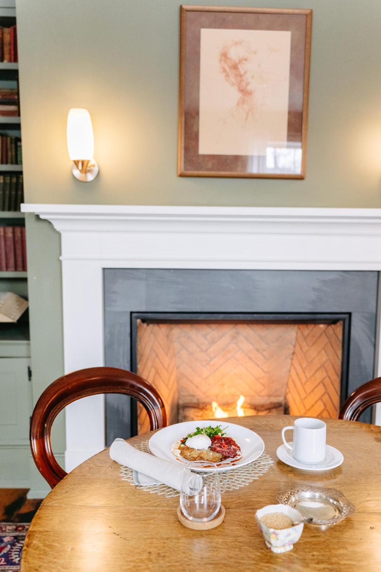 Woodbourne Inn Niagara-on-the-Lake Екстериор снимка